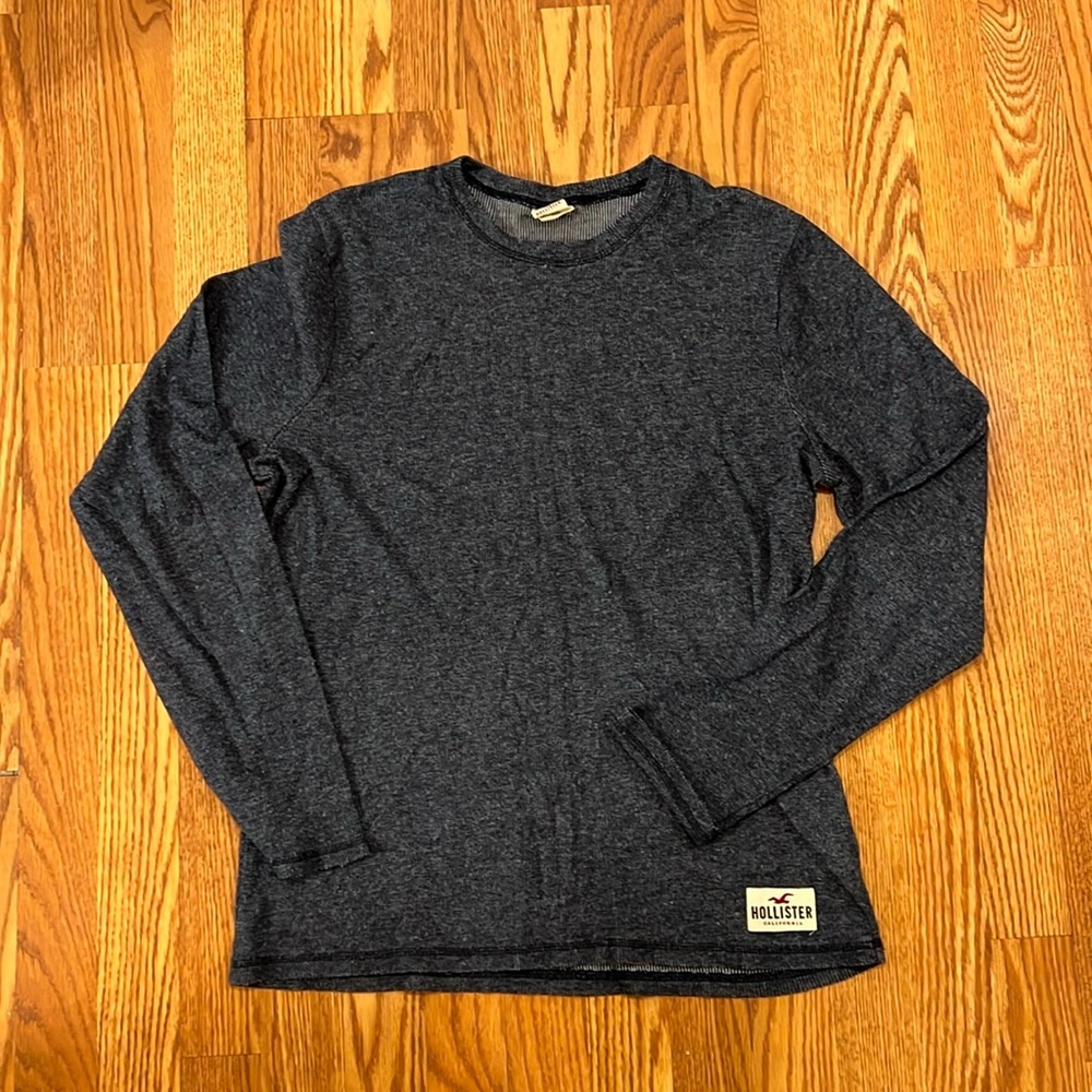 Hollister sweater